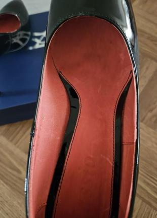 Новые женские туфли-ладочки из лакированной кожи, 38 размер5 фото