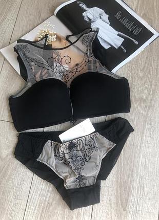 Комплект белья новый