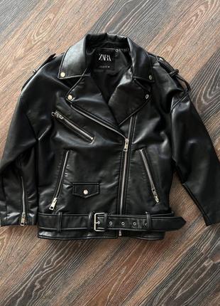 Очень крутая косуха zara