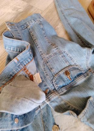 Куртка джинсова коротка6 фото