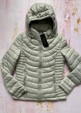 Демисезонна куртка amisu s