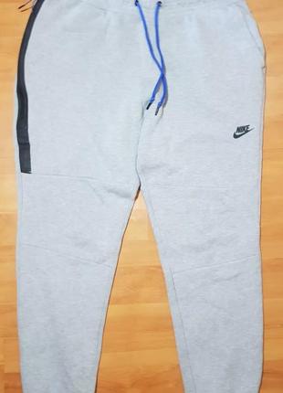 Спортивні штани nike tech fleece