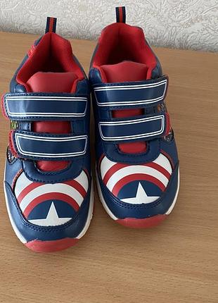 Кроссовки marvel