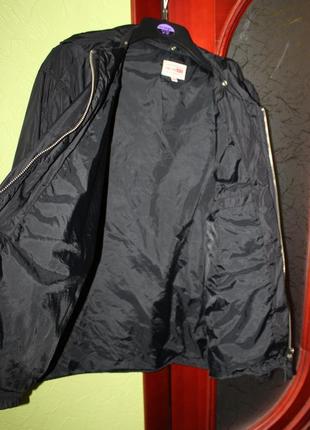 Черная фирменная мужская ветровка, размер м от levi's6 фото