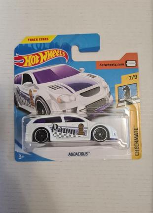 Машинка hot wheels оригинал