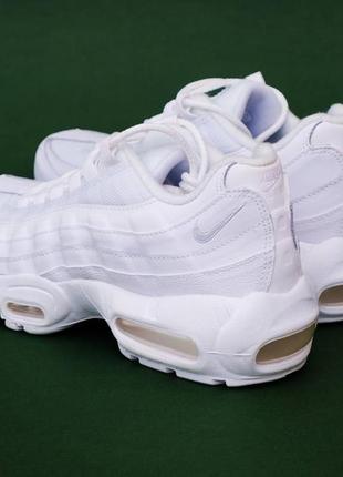 Демисезонное белое кроссовки nike air max 95 оригинал белые оригинальные кроссовки nike air max 953 фото