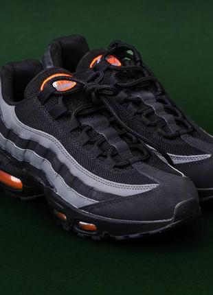 Демисезонное чёрное рефлективное кроссовки nike air max 95 оригинал черные оригинальные кроссовки nike air max 95 оригинал рефлектив1 фото