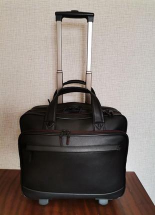 Кейс пілот валіза мала ручна поклажа чемодан ручная кладь