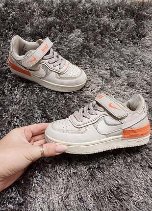 Кроссовки от nike