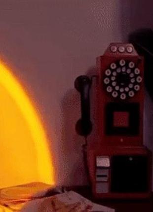 Лампа с проекцией красного заката ∙ проекционный светильник usb с эффектом заката red sunset lamp4 фото