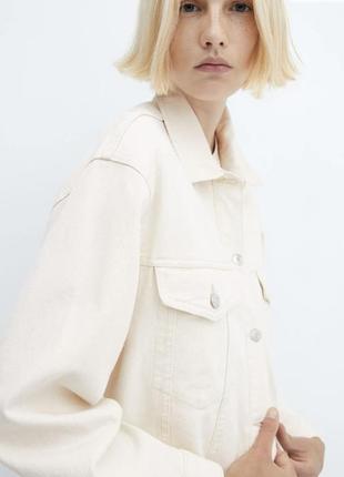 Джинсова куртка oversize mango