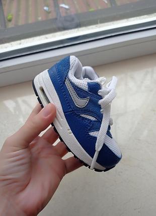 Оригінальні кросівки nike