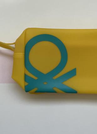 United colors of benetton косметичка жовта