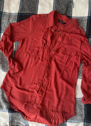 Яскрава сорочка