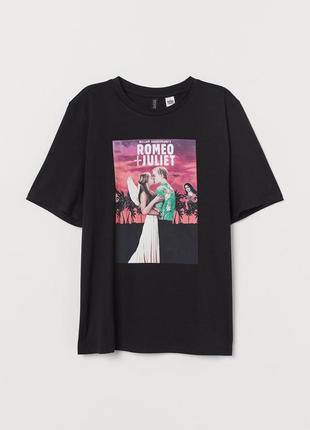 Xs фирменная женская футболка из хлопкового трикотажа с принтом ромео и джульетта