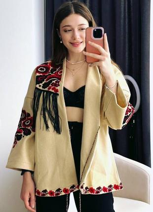 Вишитий жакет
