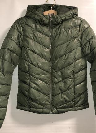 Теплая куртка с оригинальным дизайном из нитеньки, доступные размеры s и m7 фото