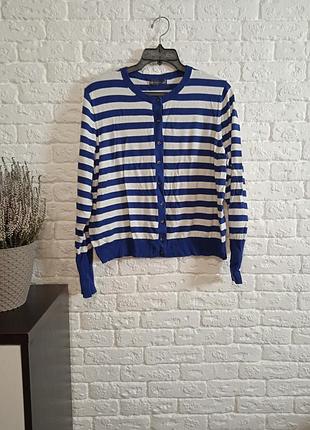 Фирменная кофточка кофта