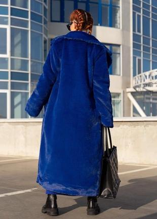 Синее пальто из искусственного меха4 фото