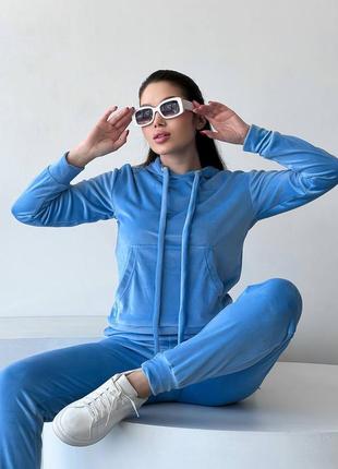 Велюровий спортивний костюм