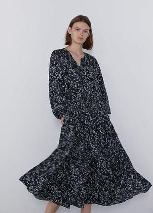 Zara ярусна міді сукня з квітковим принтом