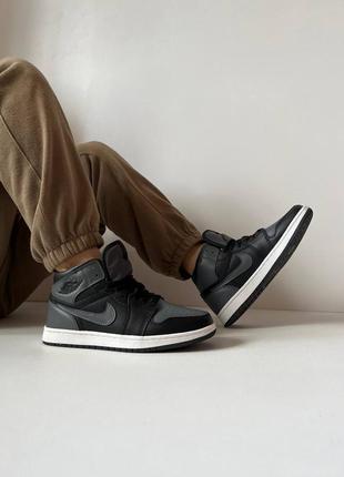 Стильні чоловічі кросівки в стилі джордан з натуральної шкіри4 фото