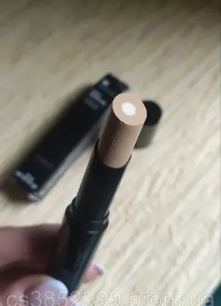 Kiko insta moisture core stylo concealer 02