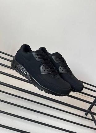 Класичні чоловічі кросівки чорного кольору7 фото