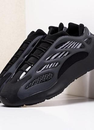 Кроссовки adidas yeezy boost 700 v3 black