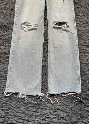 Zara стильні джинси wide leg з дірками із свіжих колекцій2 фото