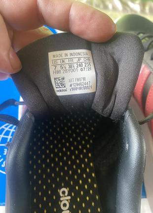 Кросівки жіночі adidas ( оригінал)7 фото