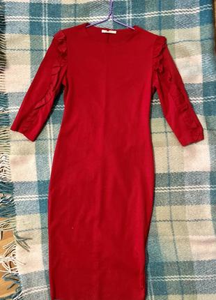 Червоне плаття від zara