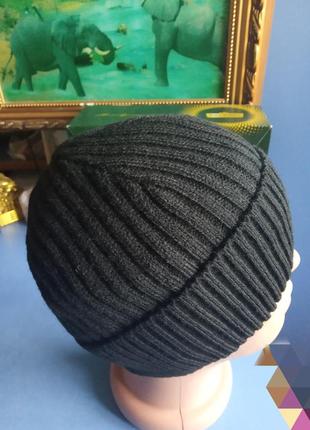 Мужская вязаная шапка шапочка с отворотом на микрофлисе средней плотности,размер универсальный,цвет черный2 фото