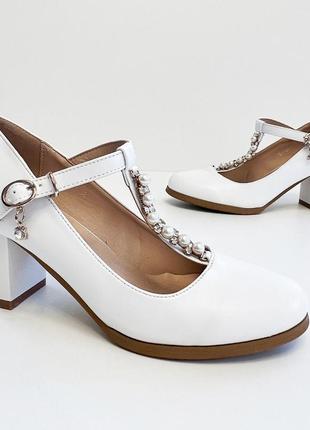 Свадебные белые матовые туфли ремешок3 фото