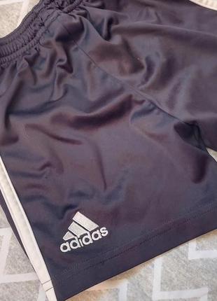 Шорти adidas
92 см