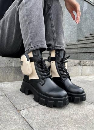 Осенние ботинки прада  prada boots black/beige