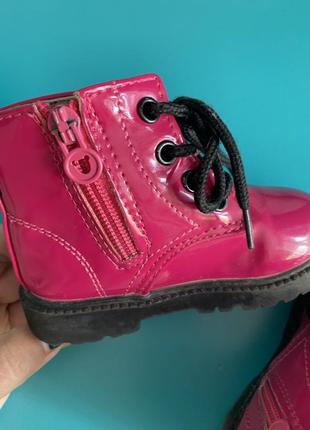 21 стильные лаковые ботинки в цвете pink5 фото