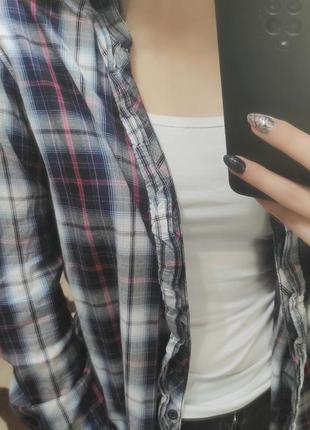 Актуальна картата сорочка