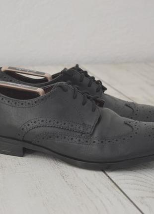 Schuh чоловічі шкіряні туфлі броги чорного кольору 43 розмір