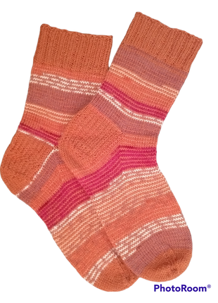Женские носки ручной работы