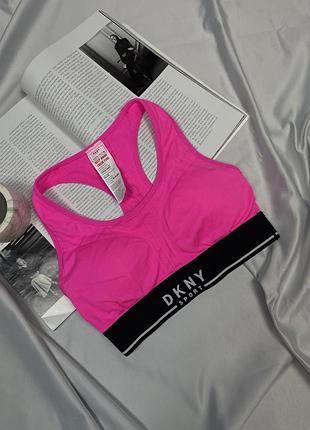 Оригинальный спортивный топ dkny