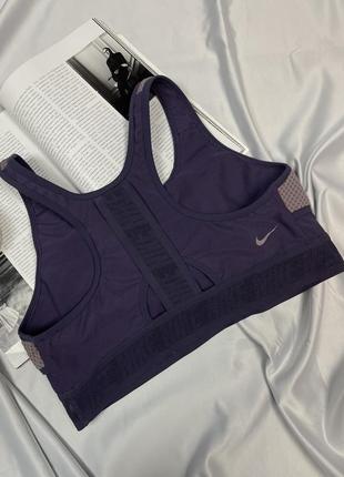 Оригинальный спортивный топ nike swoosh ultrabreathe women's medium-support non-padded sports7 фото