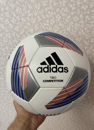 Професійний футбольний м'яч adidas tiro competition fs0392