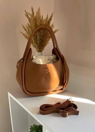 Женская сумка prada mini прада коричневая1 фото
