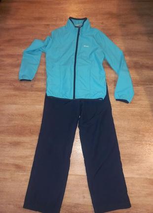 Костюм спортивний