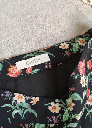 Красивая короткая черная с цветами юбка oasis3 фото
