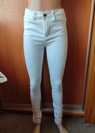 Белые джинсы2 фото