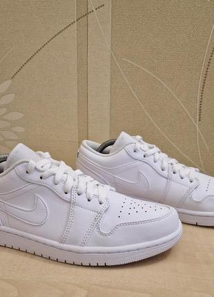 Кросівки air jordan 1 low white оригінал розмір 42