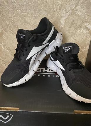 Кроссовки reebok 36р