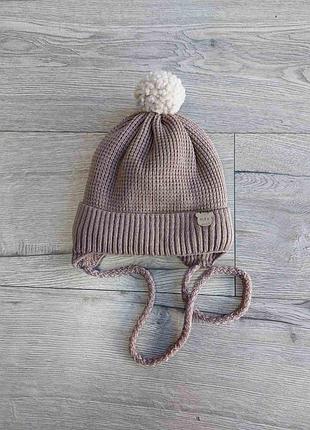 Шапка на зав'язці